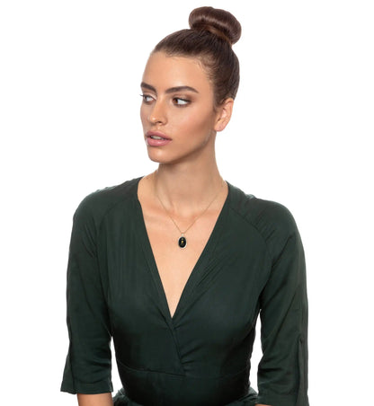 Aquarius Zodiac Necklace – 24K Gold on Onyx Pendant ✨