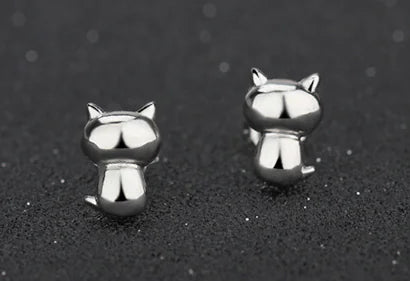 925 Silver Zodiac Cat Earrings – Hypoallergenic & Stylish