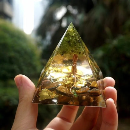 Tree of Life Orgonite Pyramid – Amethyst & Peridot Power