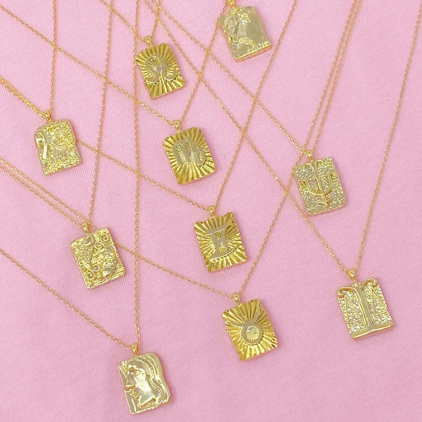 Reversible Zodiac Necklace – Double-Sided Gold Pendant 🌙