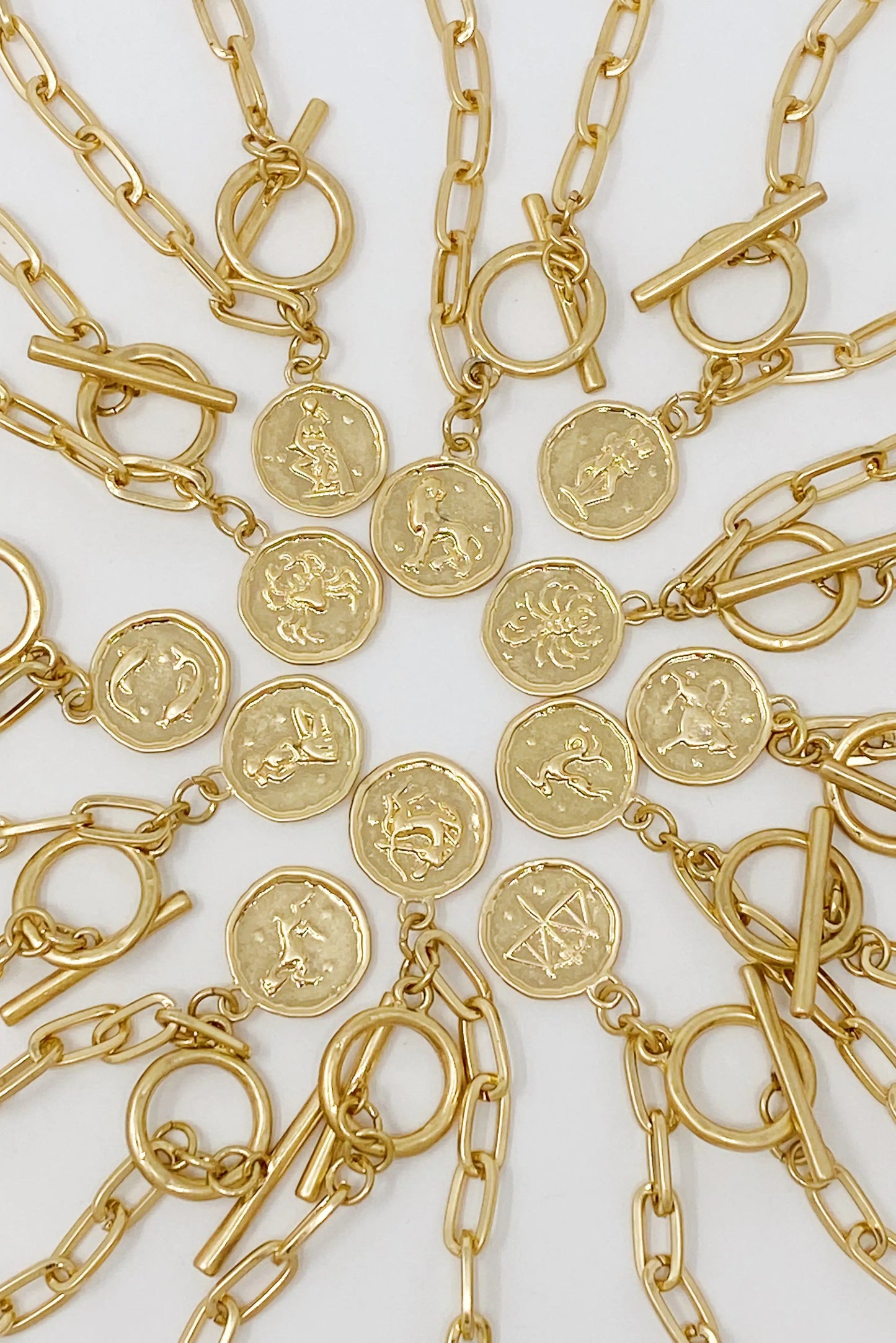 Zodiac Charm Bracelet – Gold Chain Astrology Gift ✨