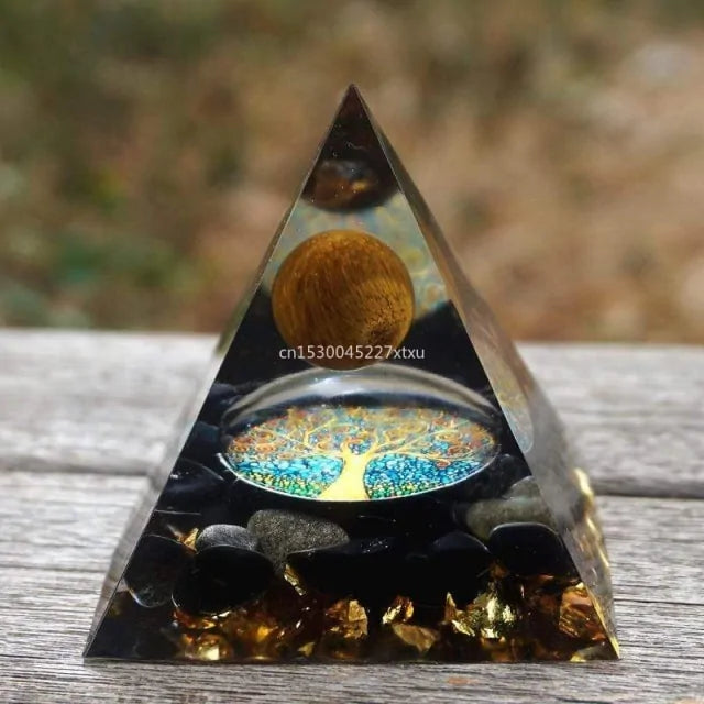 Tree of Life Orgonite Pyramid – Amethyst & Peridot Power