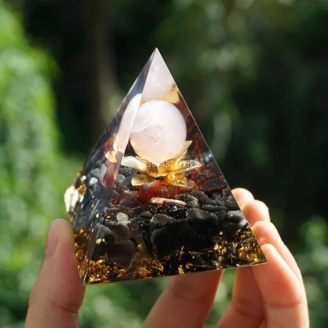 Tree of Life Orgonite Pyramid – Amethyst & Peridot Power