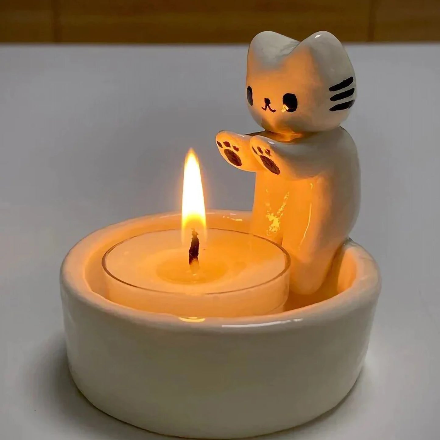 Kitten Candle Holder – Cute Aromatherapy Cat Decor 🕯️