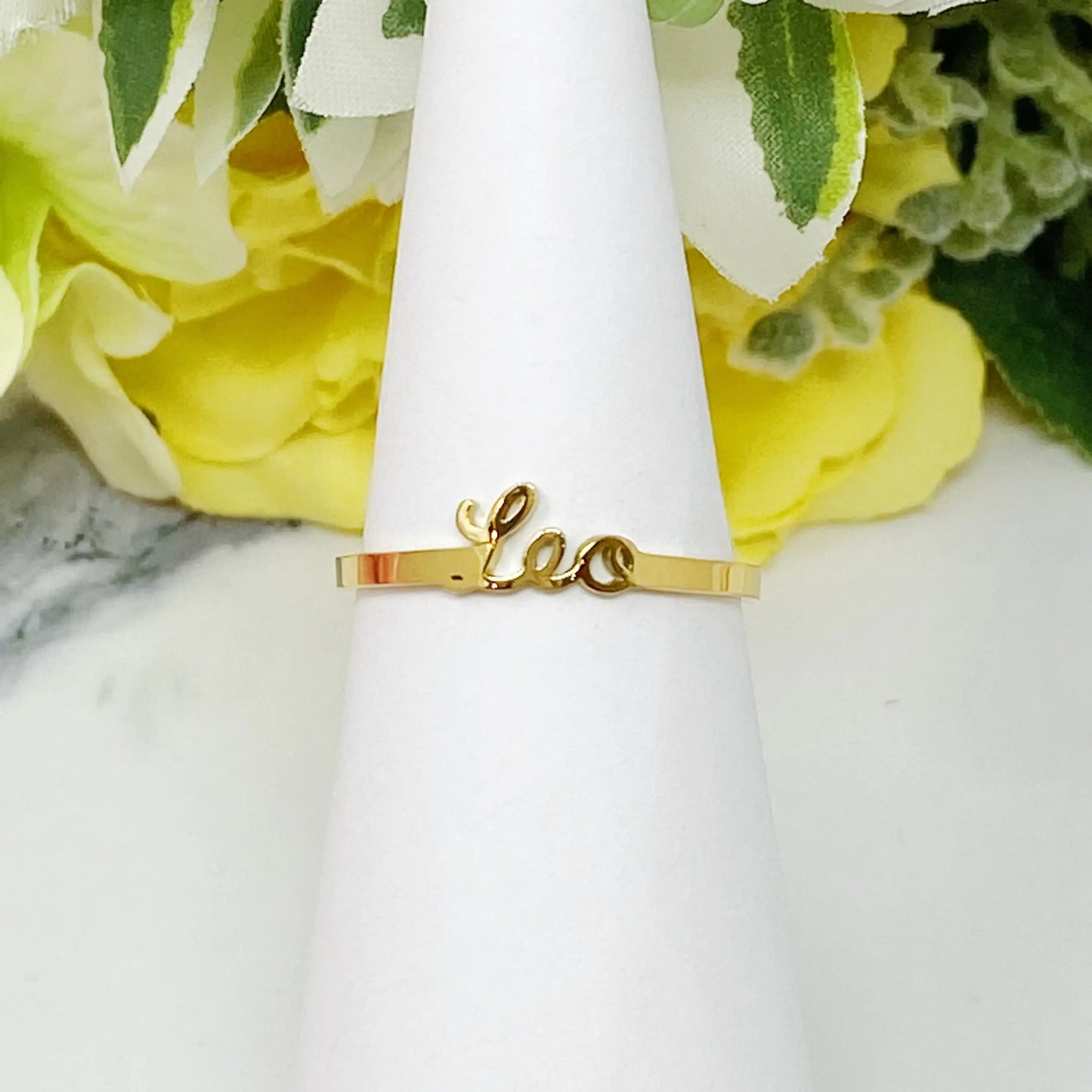 Scripted Zodiac Ring – Adjustable 18K Gold Astrology Band ♍